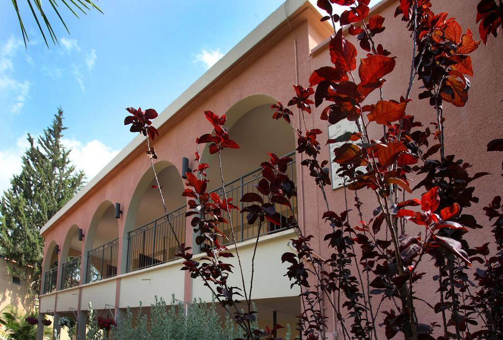 Shaar Hagolan Kibbutz Country Lodging Kültér fotó