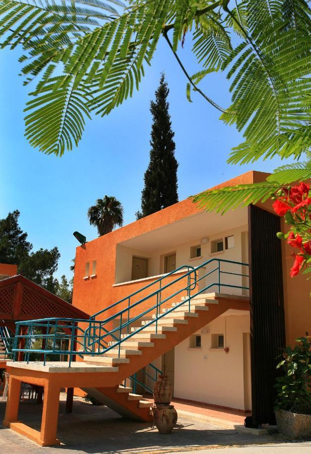 Shaar Hagolan Kibbutz Country Lodging Kültér fotó